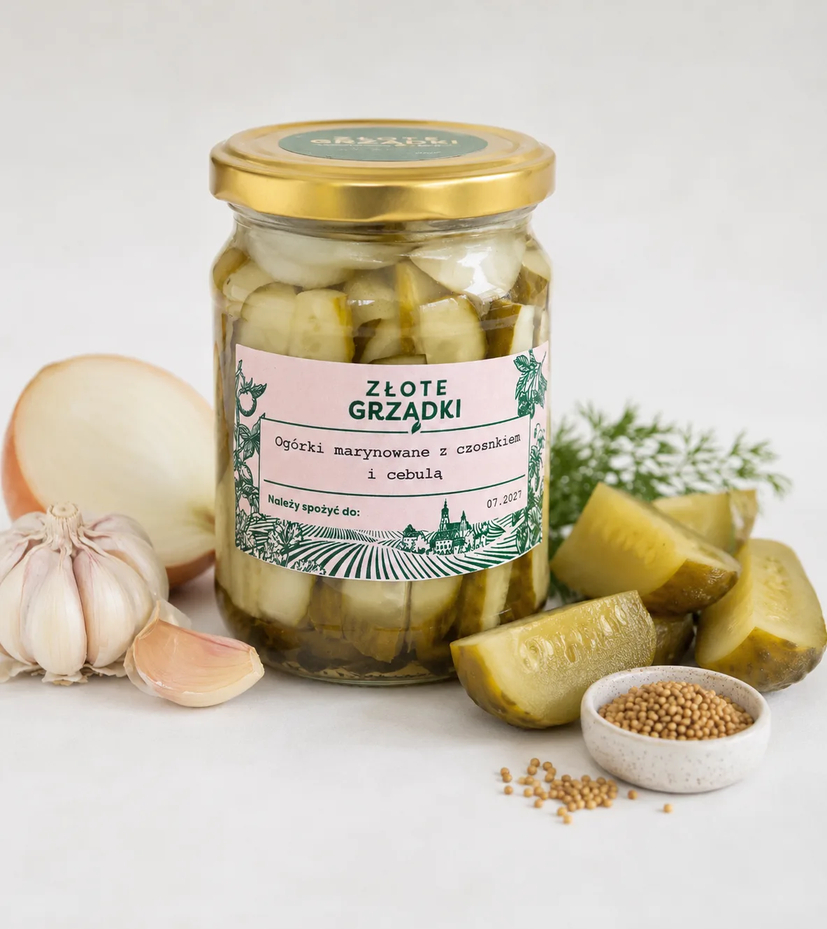 Ogórki marynowane z czosnkiem i cebulą 460g